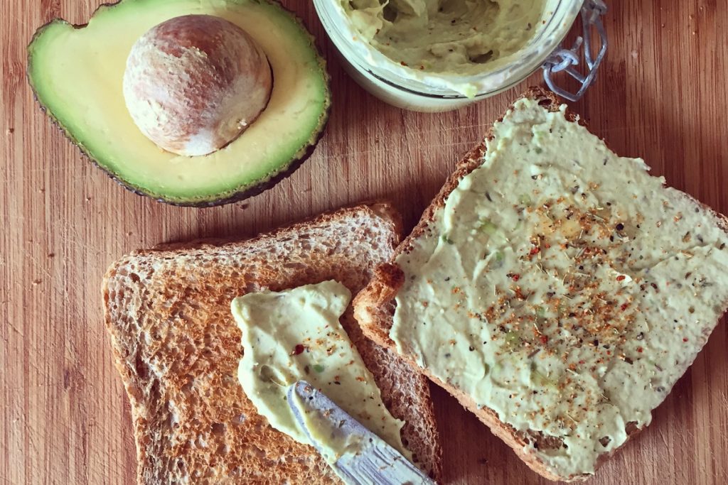 Avocado-Aufstrich Low Carb - Muddis kochen