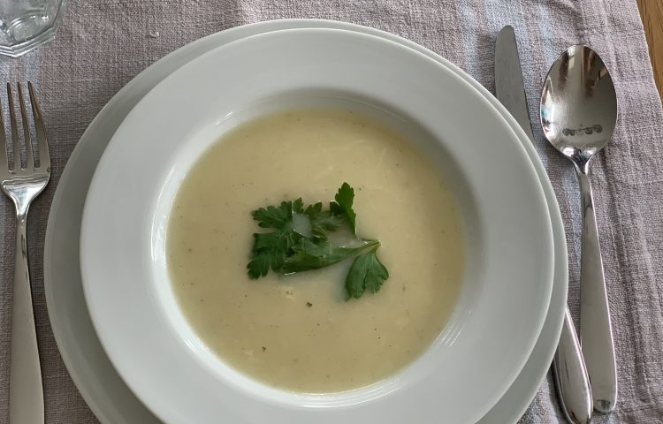 Spargelsuppe Muddis kochen