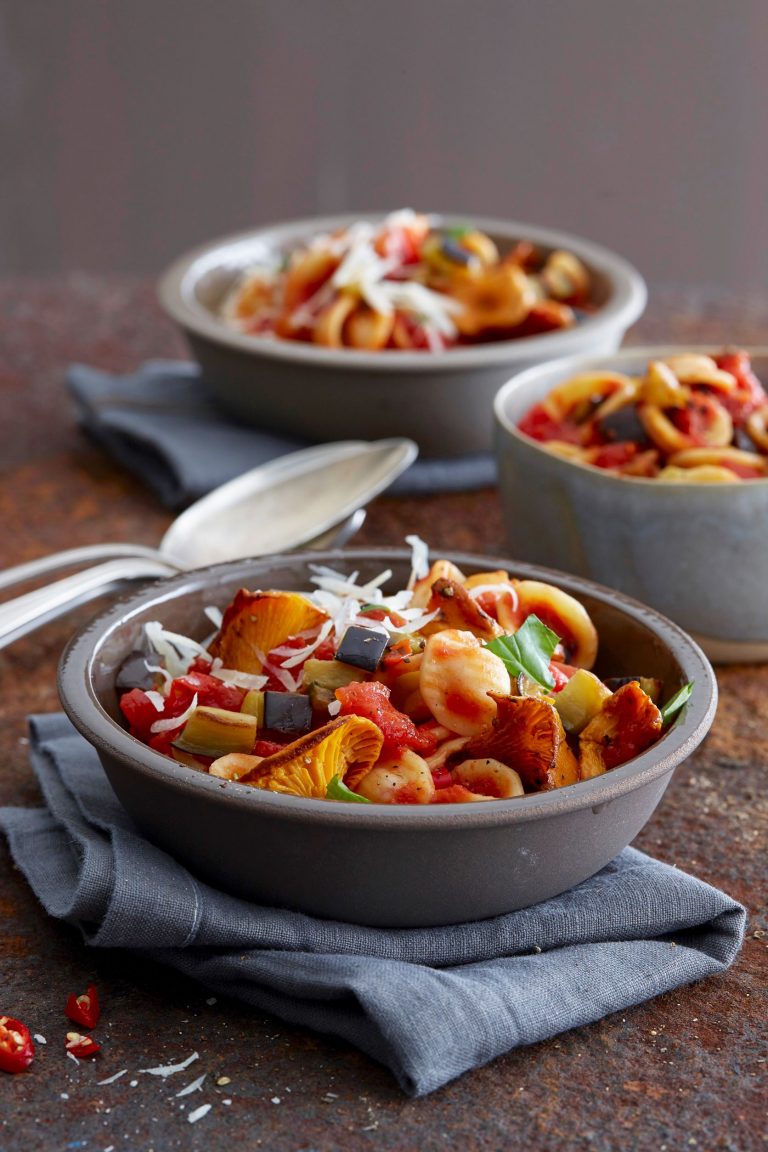 One Pot Pasta Mit Auberginen Und Pfifferlingen - Muddis Kochen