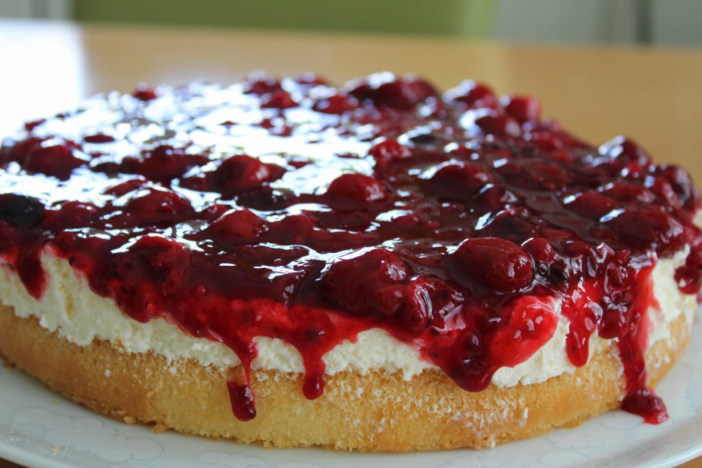 Rote Grütze - Torte - Muddis kochen Rote Grütze - Torte - Muddis kochen