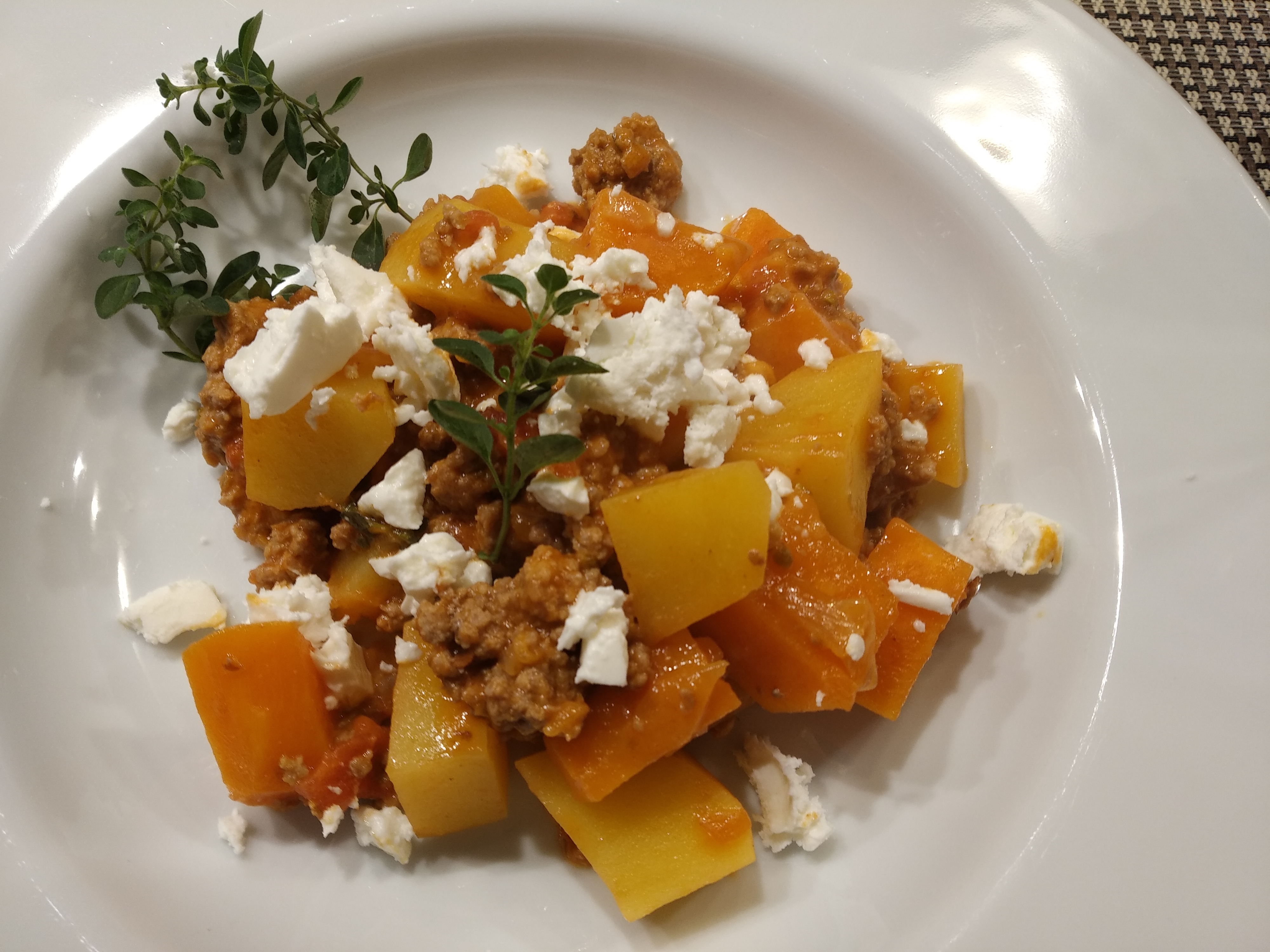 Süßkartoffel-Hackfleisch-Pfanne