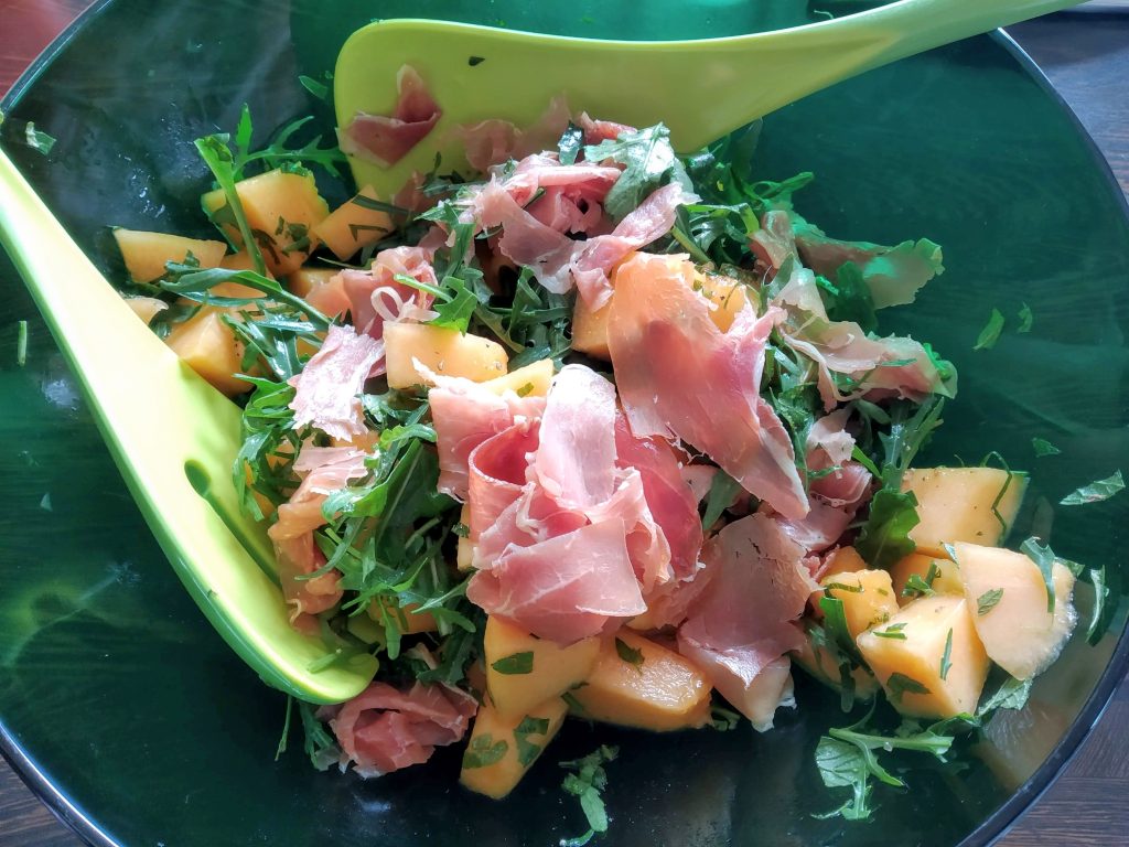Melonensalat mit Seranoschinken